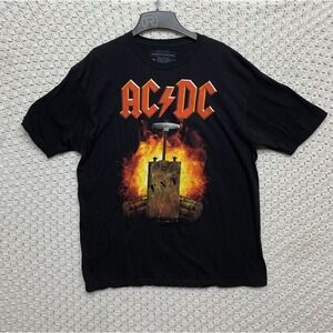ACDC Shirt Mens XL Black Short Sleeve Crew Neck TNT Band Music Live Nation Merc
